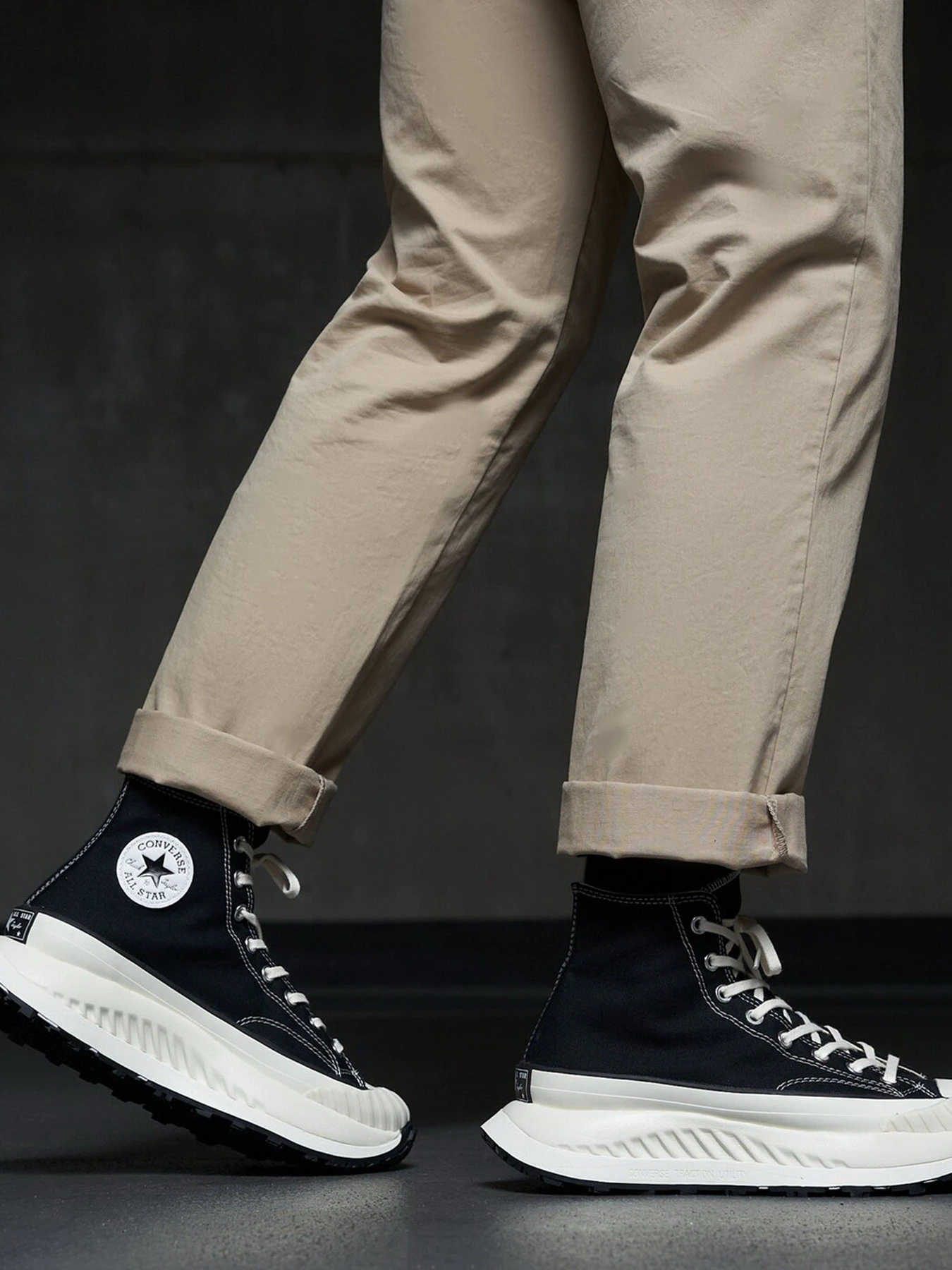 Кеды CONVERSE Chuck модель A03277C Кеды CONVERSE Chuck модель A03277C Фото