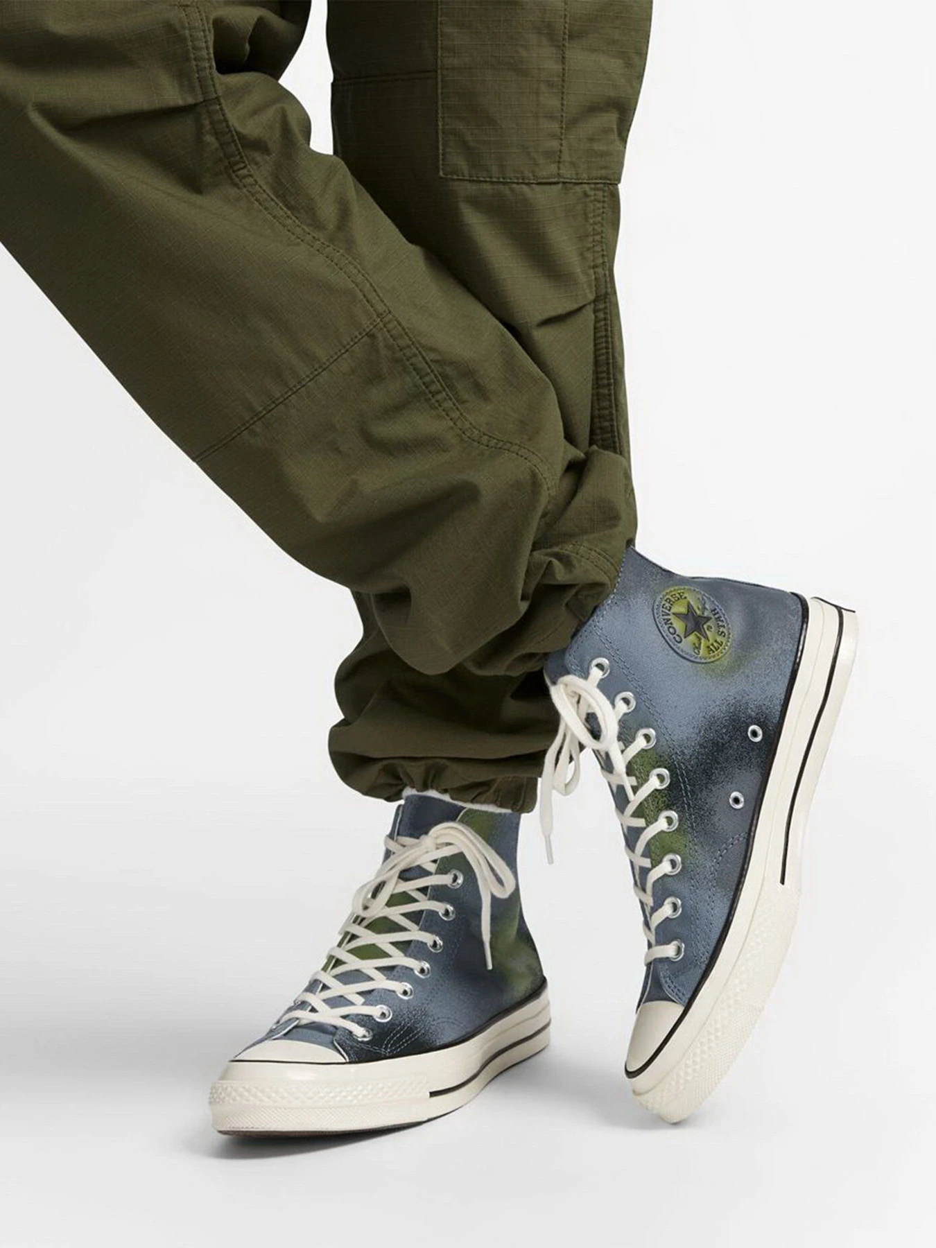 Кеди CONVERSE Chuck 70 Spray Paint модель A03433C Фото