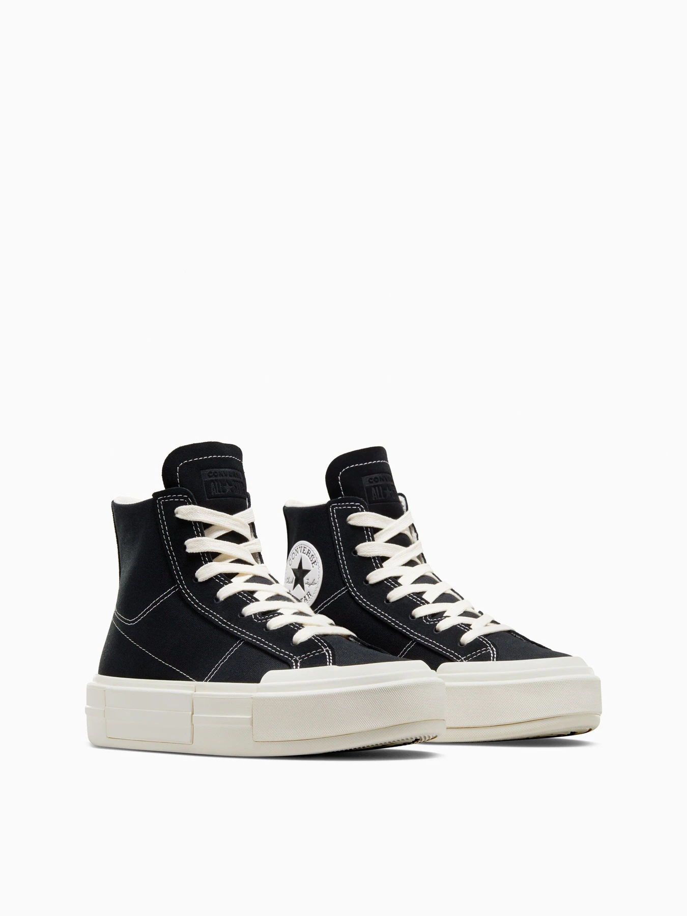 Кеды CONVERSE CHUCK TAYLOR ALL STAR CRUISE модель A04689C Кеды CONVERSE CHUCK TAYLOR ALL STAR CRUISE модель A04689C Фото
