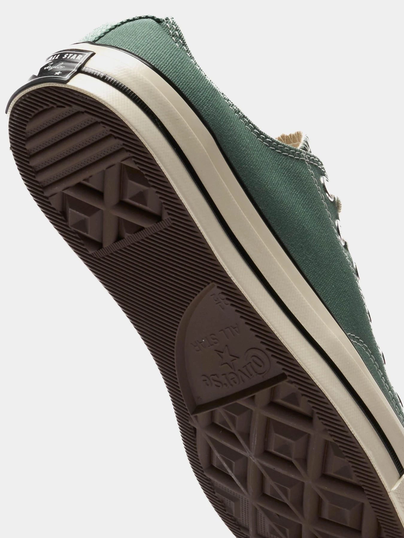 Кеди CONVERSE CHUCK 70 модель A06524C Кеди CONVERSE CHUCK 70 модель A06524C Фото
