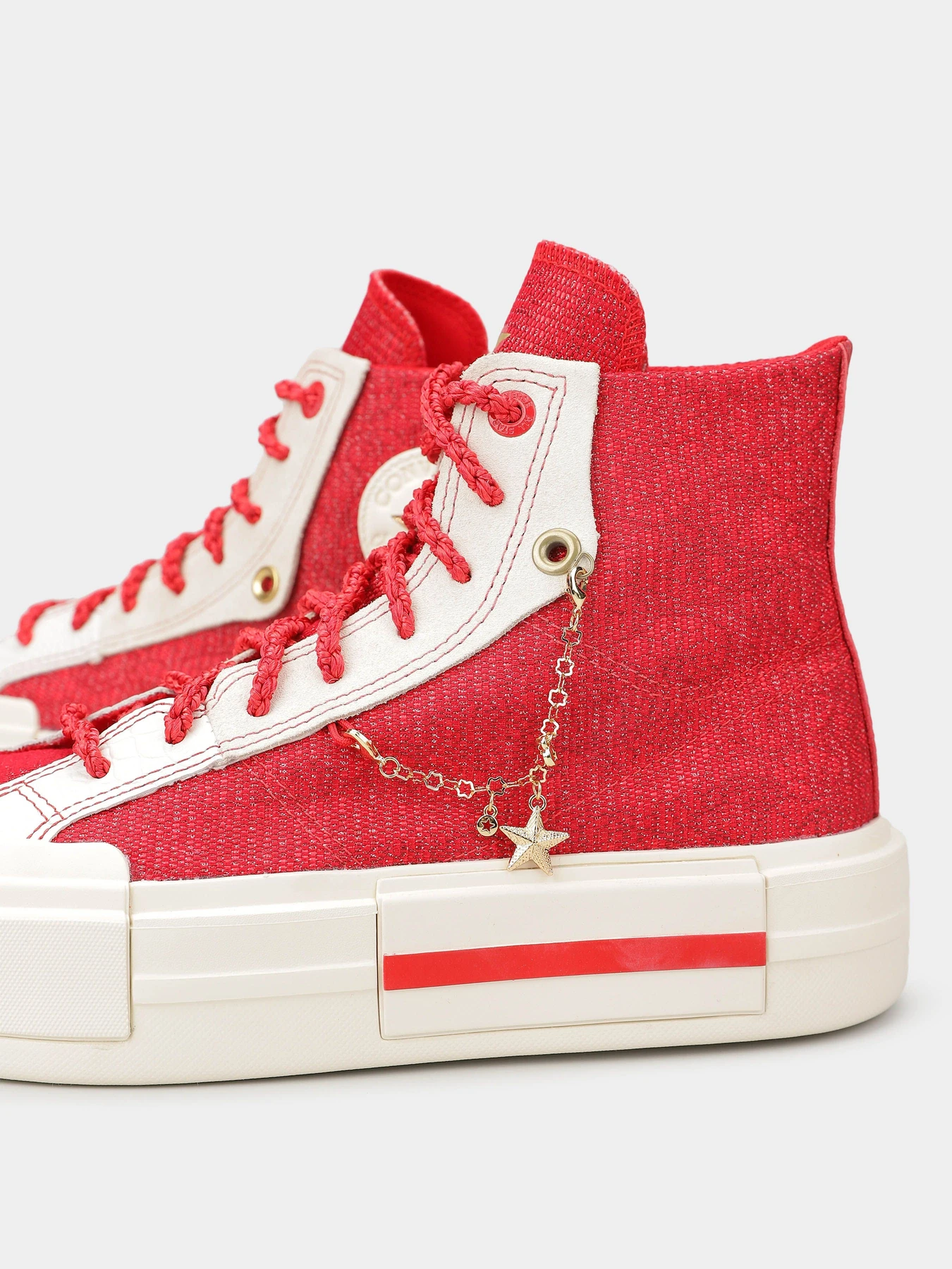 Кеды CONVERSE CHUCK TAYLOR ALL STAR CRUISE H модель A13347C Кеды CONVERSE CHUCK TAYLOR ALL STAR CRUISE H модель A13347C Фото