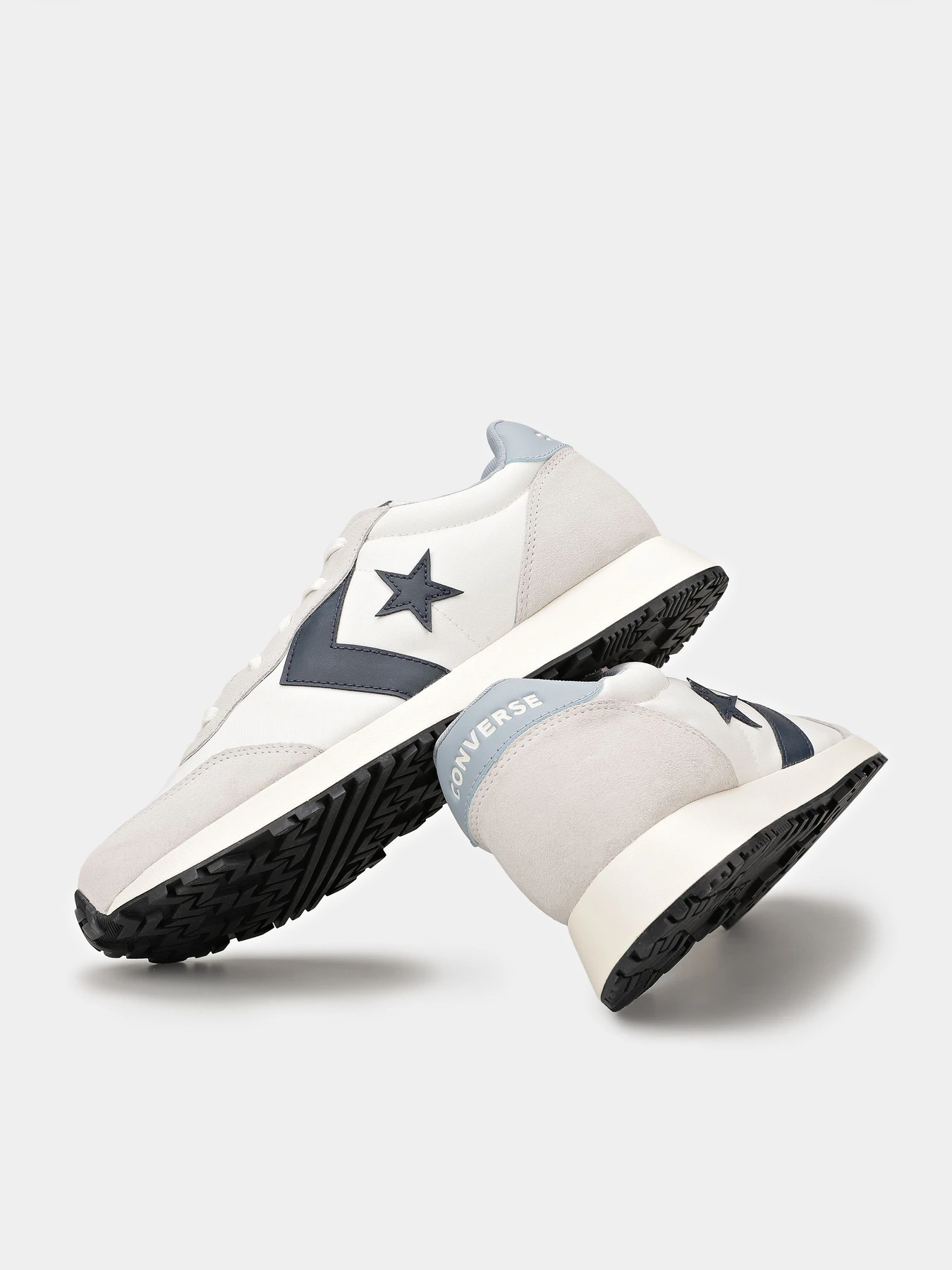 Кроссовки CONVERSE OMEGA TRAINER модель A13376C Кроссовки CONVERSE OMEGA TRAINER модель A13376C Фото