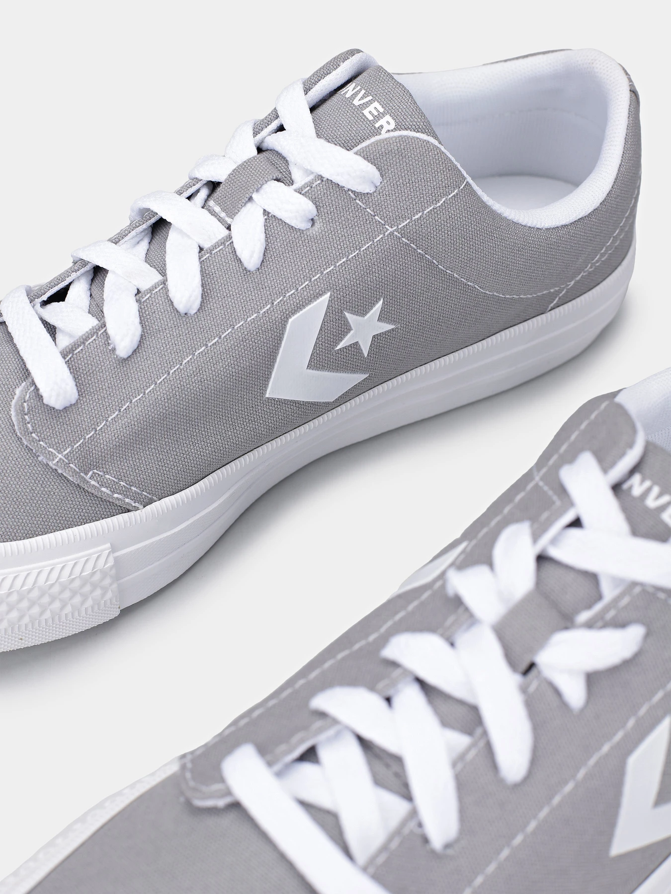 Кеди CONVERSE DAY ONE CLASSIC OX модель A15626C Кеди CONVERSE DAY ONE CLASSIC OX модель A15626C Фото