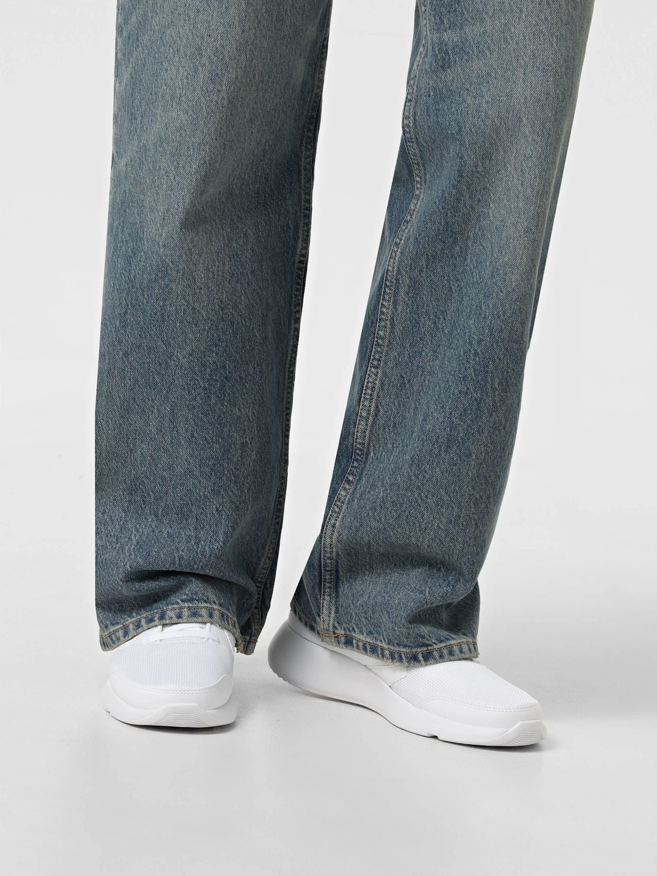 Кеди CONVERSE DAY ONE TRAINER OX модель A15632C Кеди CONVERSE DAY ONE TRAINER OX модель A15632C Фото