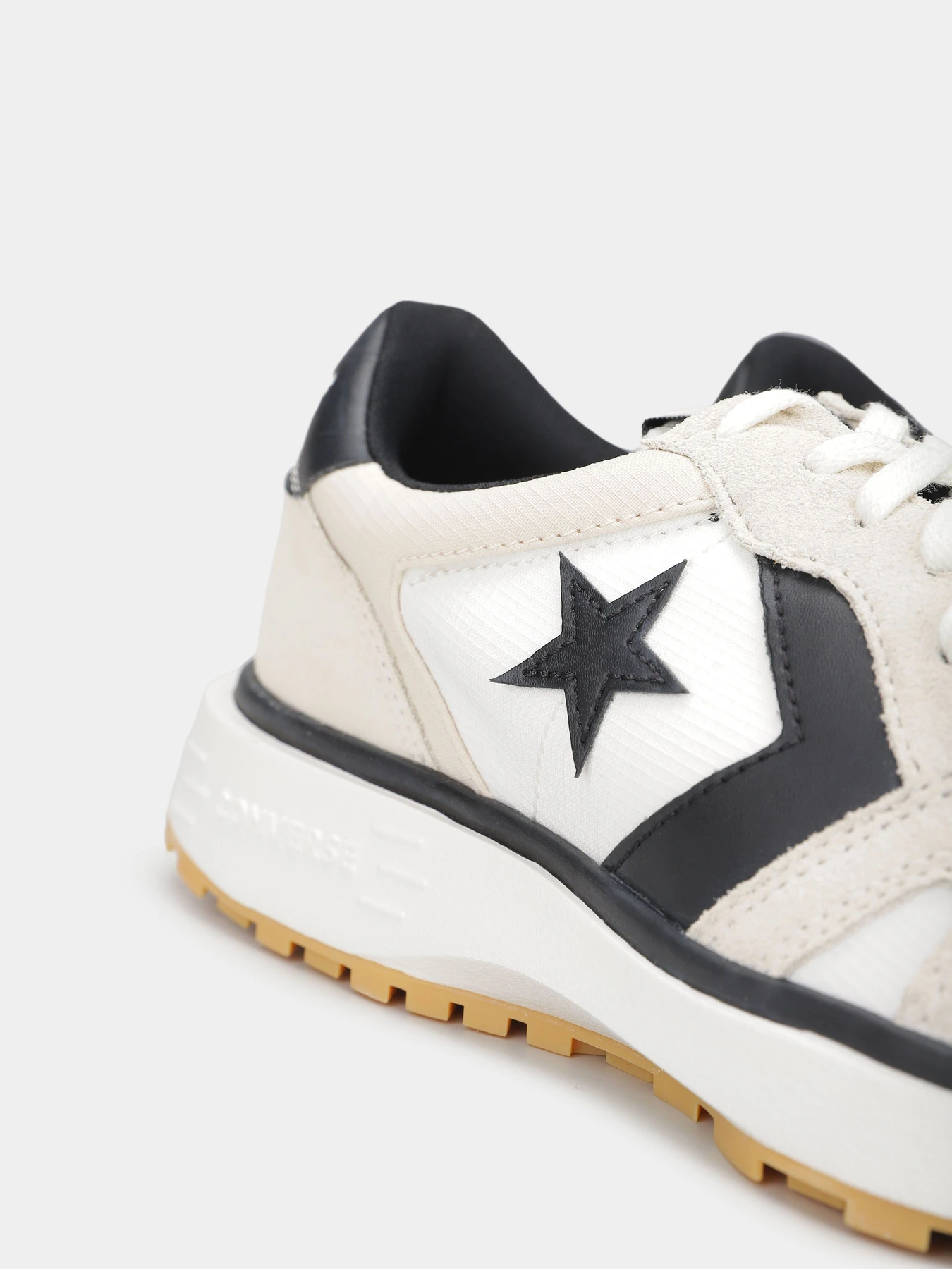 Кросівки CONVERSE OMNI TRAINER модель A13375C Фото