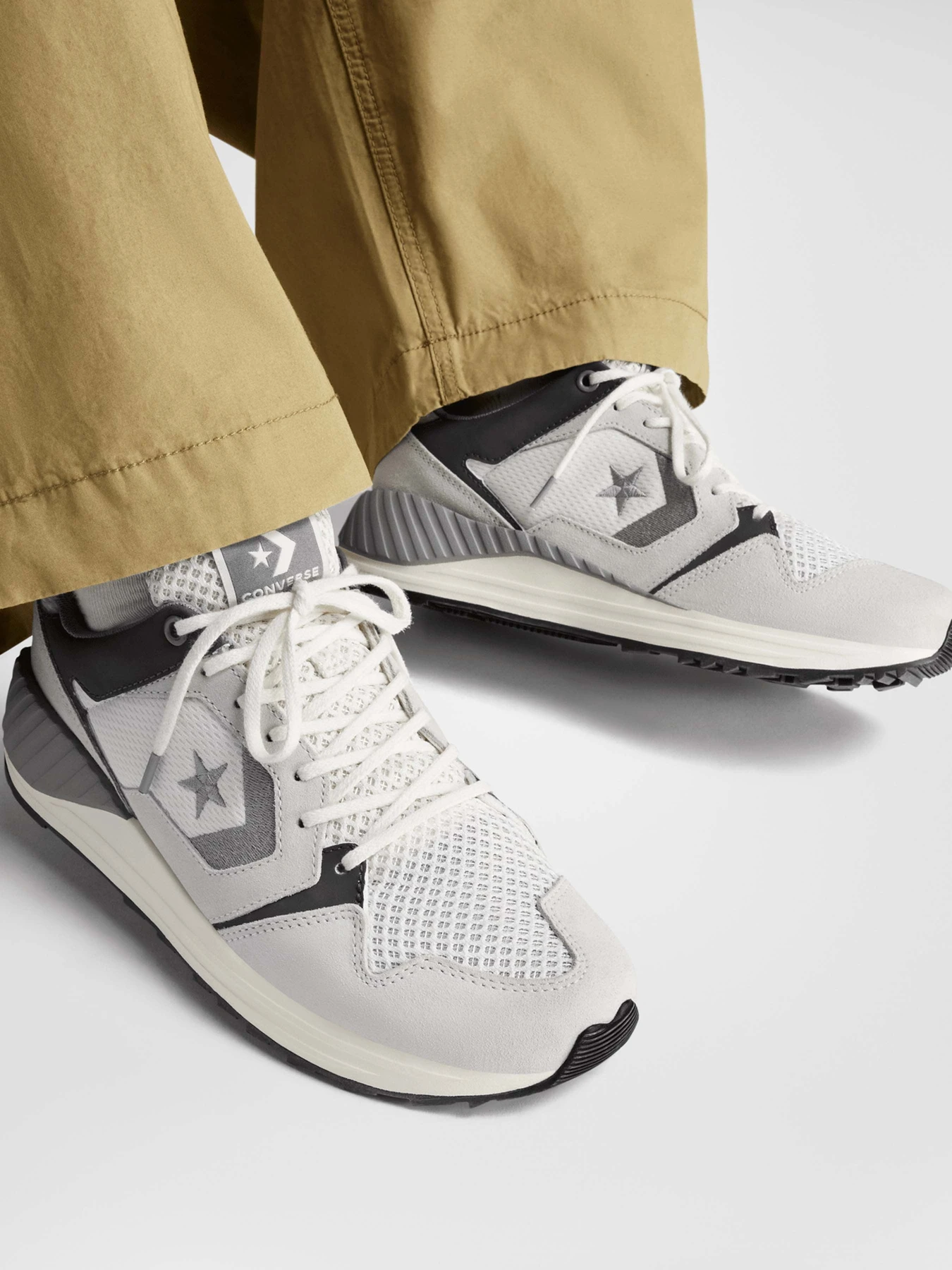 Кросівки CONVERSE WAVE TRAINER модель A12837C Фото