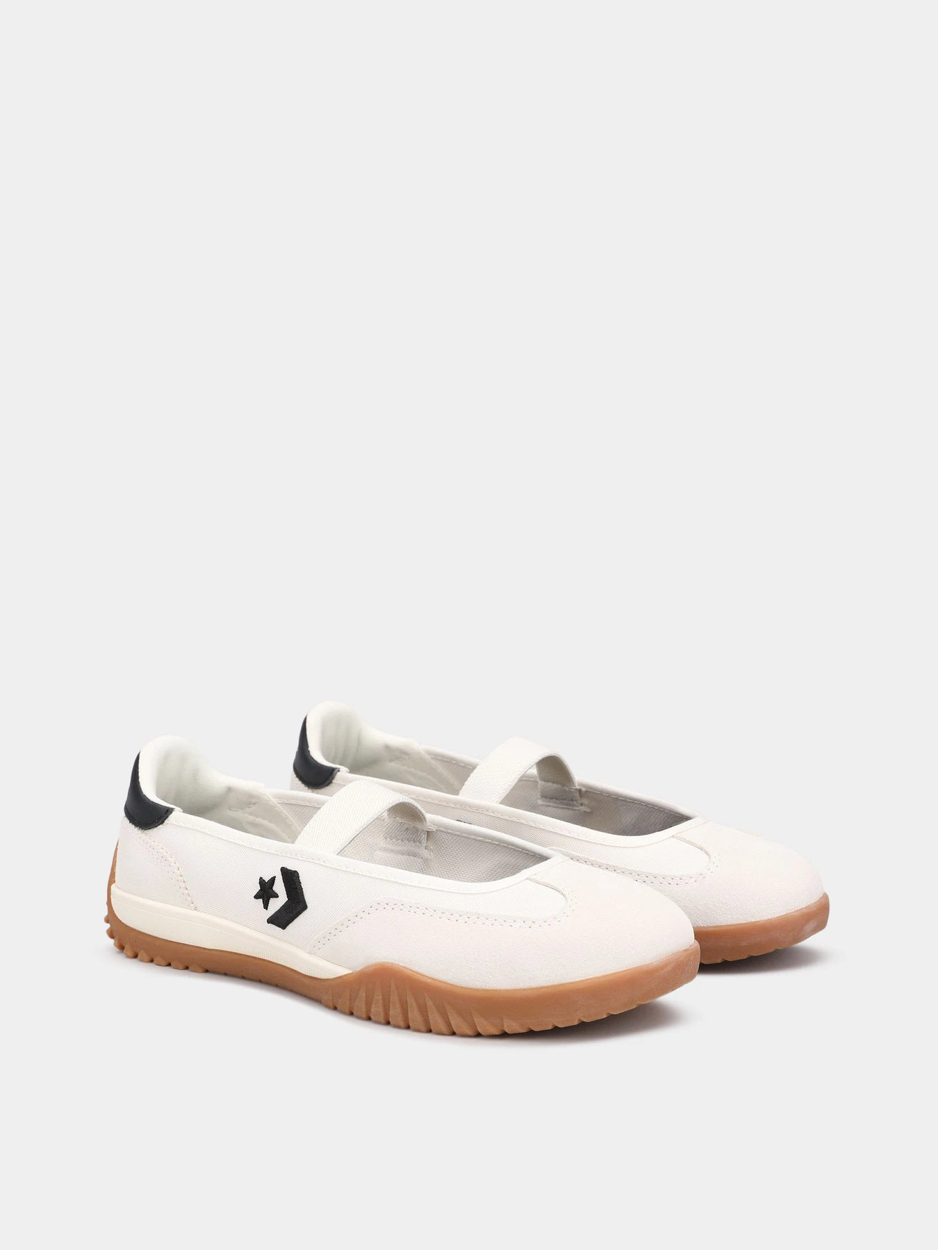 Туфли и лоферы CONVERSE RUN STAR TRAINER BALLET FLAT модель A16250C Туфли и лоферы CONVERSE RUN STAR TRAINER BALLET FLAT модель A16250C Фото