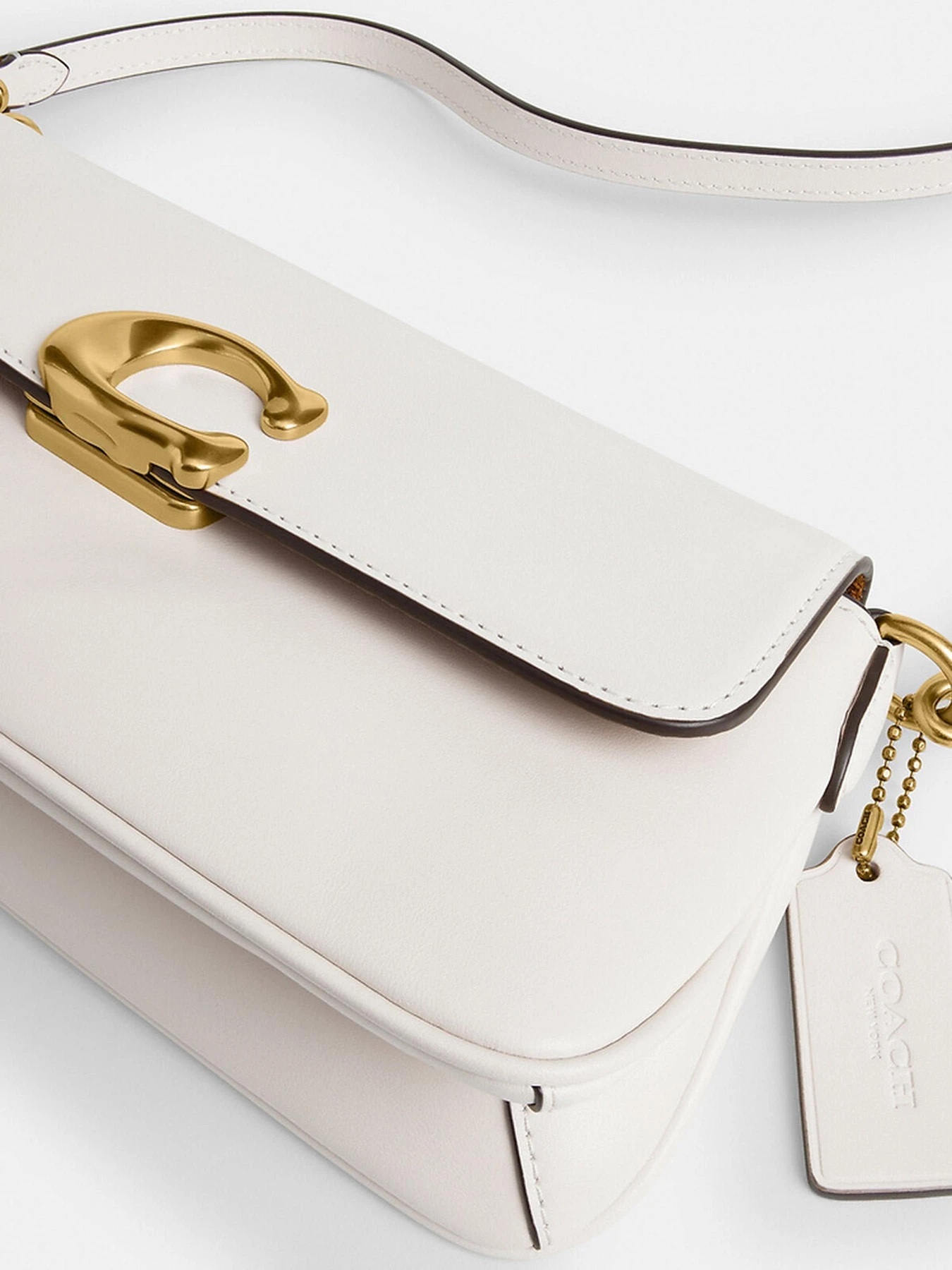 Сумки Coach модель CAM16B4/HA Сумки Coach модель CAM16B4/HA Фото
