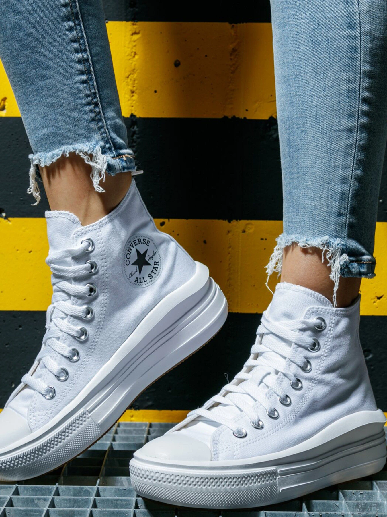 Кеди CONVERSE CHUCK TAYLOR ALL STAR MOVE модель 568498C Фото
