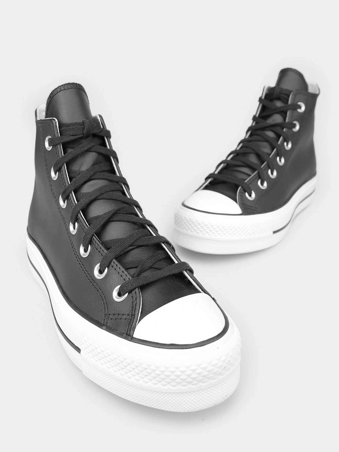 Кеди CONVERSE CHUCK TAYLOR ALL STAR LIFT LEA модель 561675C Кеди CONVERSE CHUCK TAYLOR ALL STAR LIFT LEA модель 561675C Фото