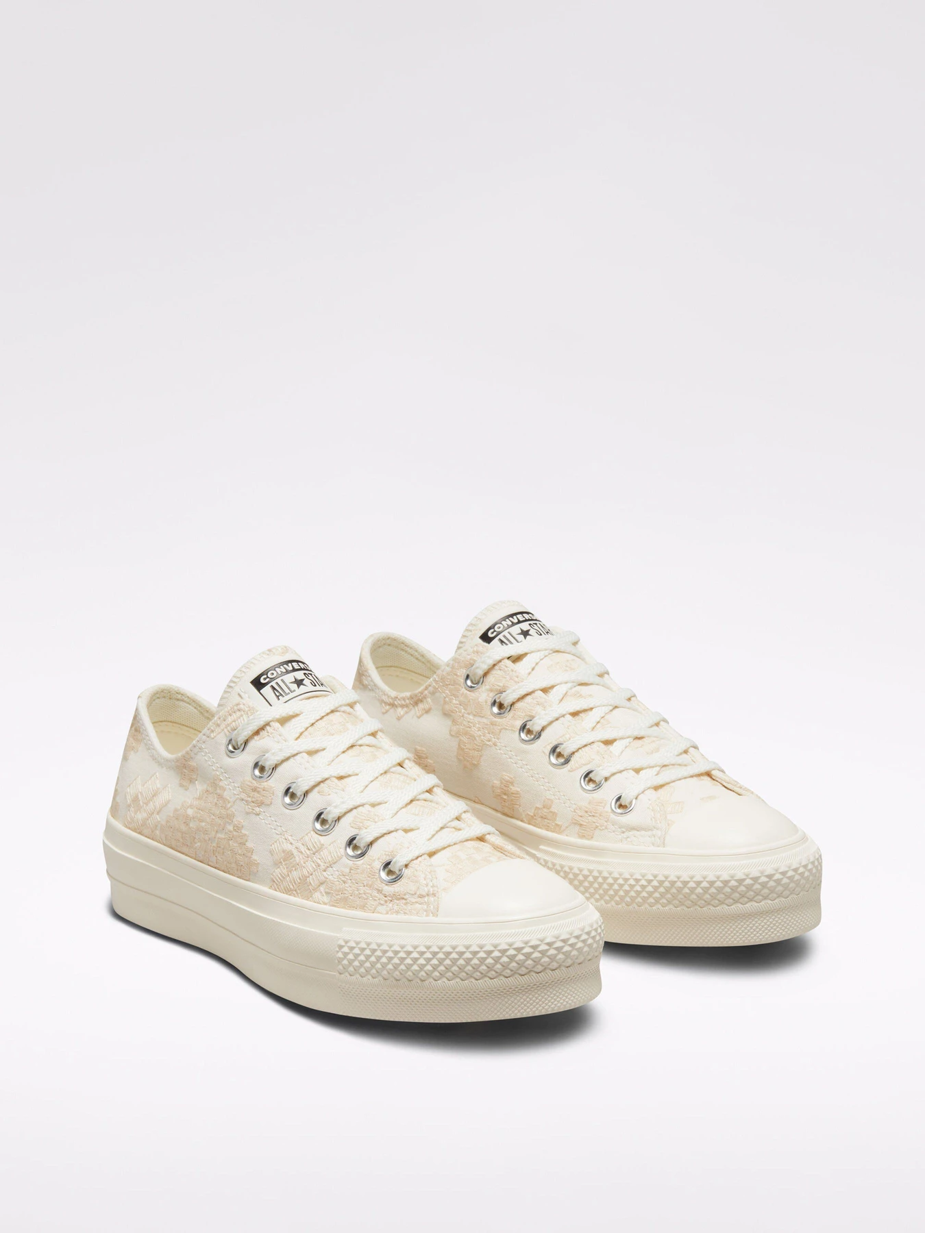 Кеди CONVERSE Chuck Taylor All Star Lift Festival Broderie модель A02225C Кеди CONVERSE Chuck Taylor All Star Lift Festival Broderie модель A02225C Фото