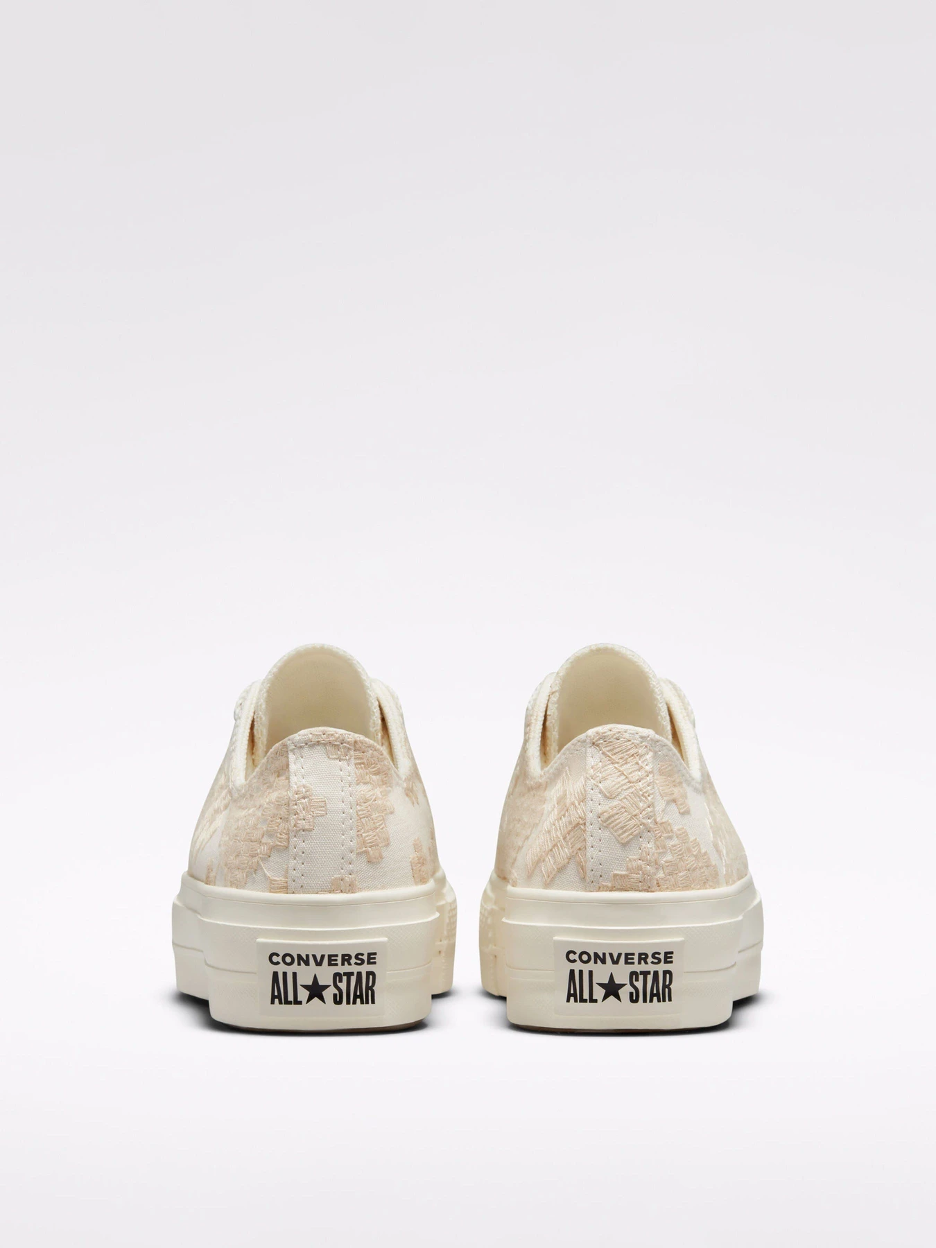 Кеди CONVERSE Chuck Taylor All Star Lift Festival Broderie модель A02225C Кеди CONVERSE Chuck Taylor All Star Lift Festival Broderie модель A02225C Фото