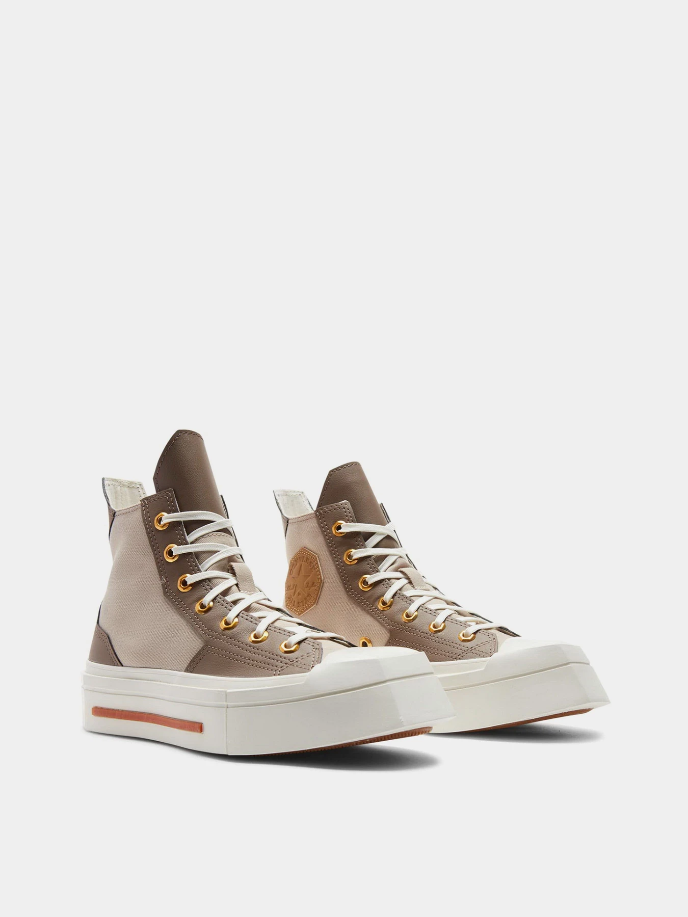 Кеди CONVERSE CHUCK 70 DE LUXE SQUARED HI модель A06430C Кеди CONVERSE CHUCK 70 DE LUXE SQUARED HI модель A06430C Фото