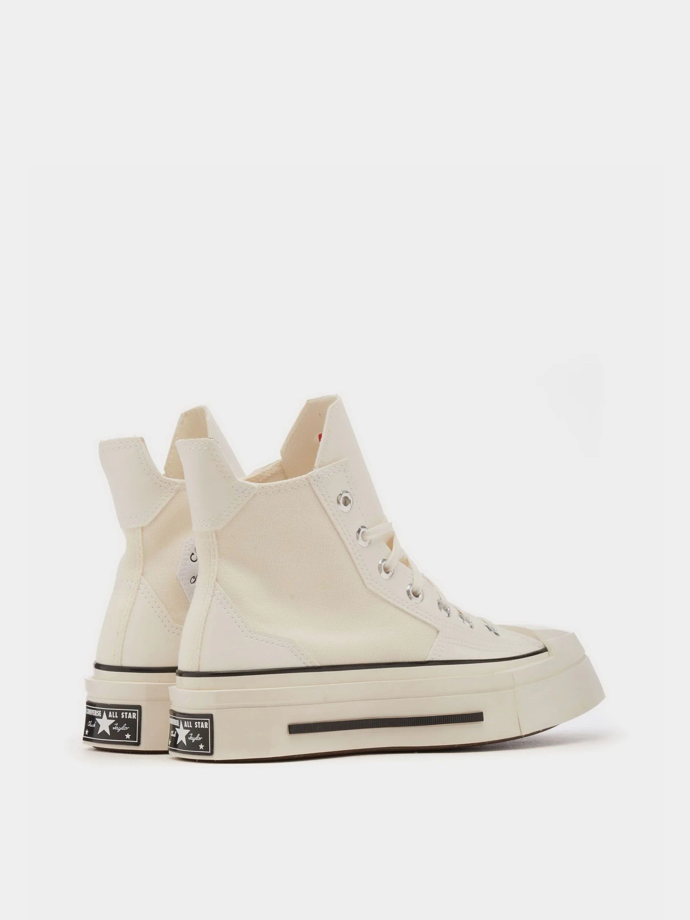 Кеды CONVERSE CHUCK 70 DE LUXE SQUARED HI модель A06436C Кеды CONVERSE CHUCK 70 DE LUXE SQUARED HI модель A06436C Фото