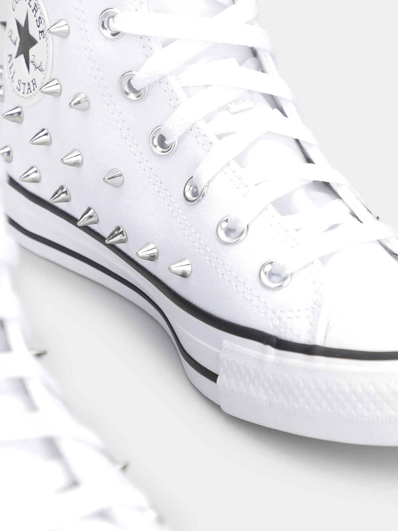 Кеды CONVERSE CHUCK TAYLOR ALL STAR STUDDED модель A06444C Кеды CONVERSE CHUCK TAYLOR ALL STAR STUDDED модель A06444C Фото