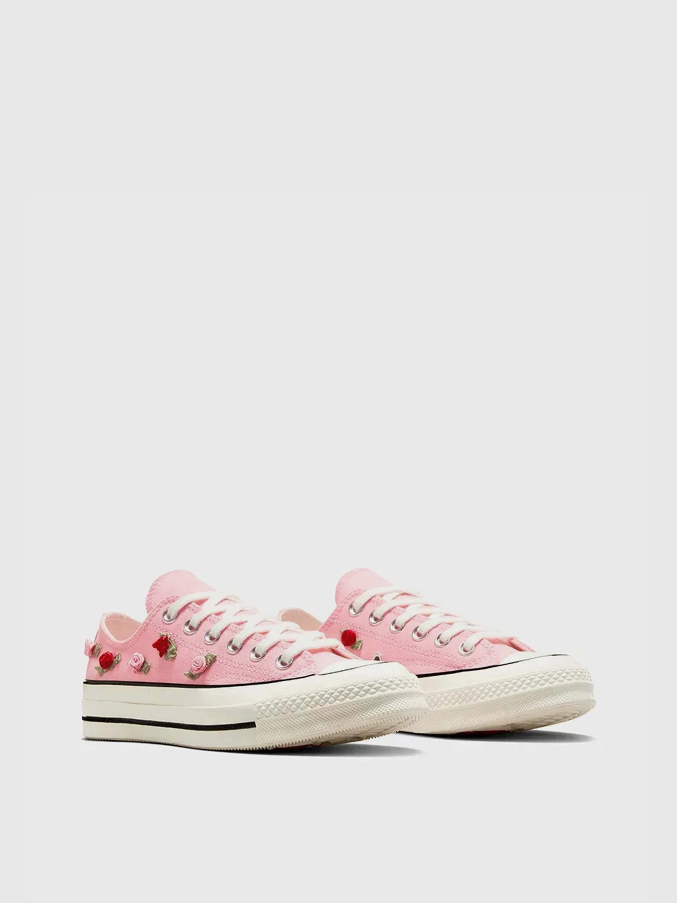 Кеди CONVERSE CHUCK 70 VALENTINE'S DAY модель A13649C Кеди CONVERSE CHUCK 70 VALENTINE'S DAY модель A13649C Фото