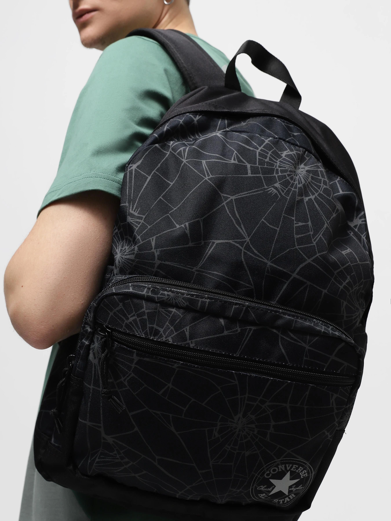 Рюкзаки CONVERSE SHATTERED GLASS GO 2 20L модель 10026559-001 Рюкзаки CONVERSE SHATTERED GLASS GO 2 20L модель 10026559-001 Фото