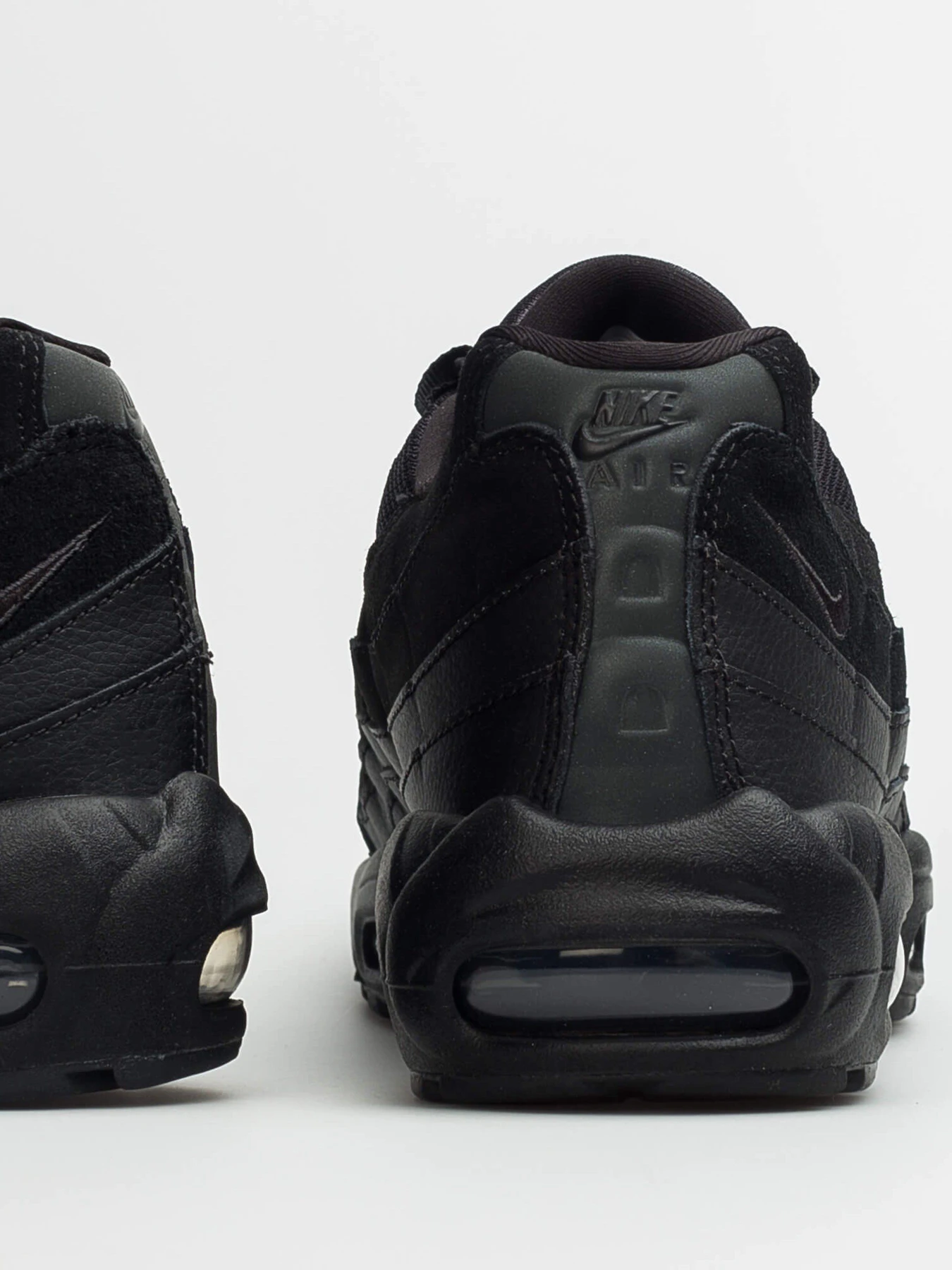 Кроссовки NIKE Air Max 95 Essential модель AT9865-001 Кроссовки NIKE Air Max 95 Essential модель AT9865-001 Фото
