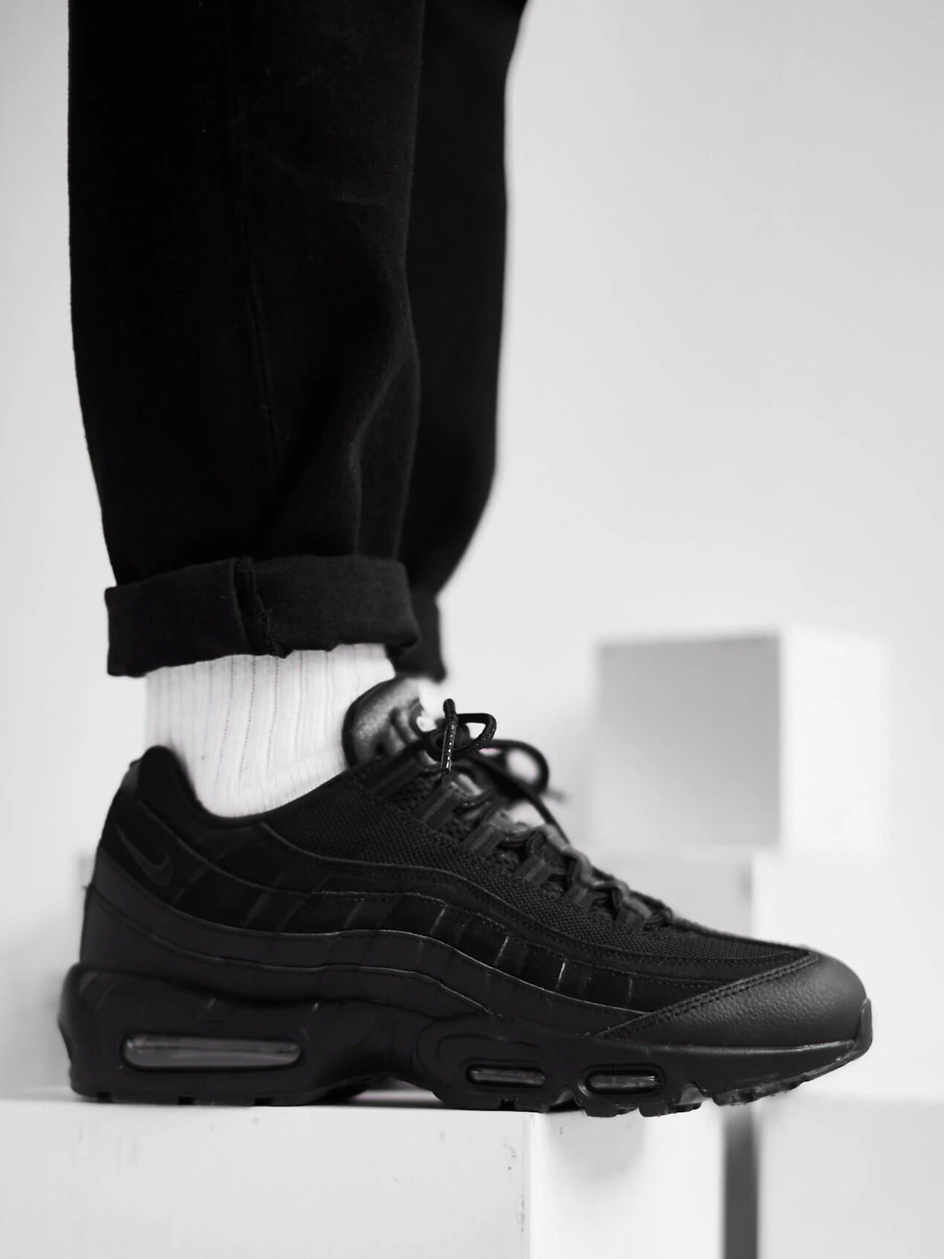 Кроссовки NIKE Air Max 95 Essential модель AT9865-001 Кроссовки NIKE Air Max 95 Essential модель AT9865-001 Фото