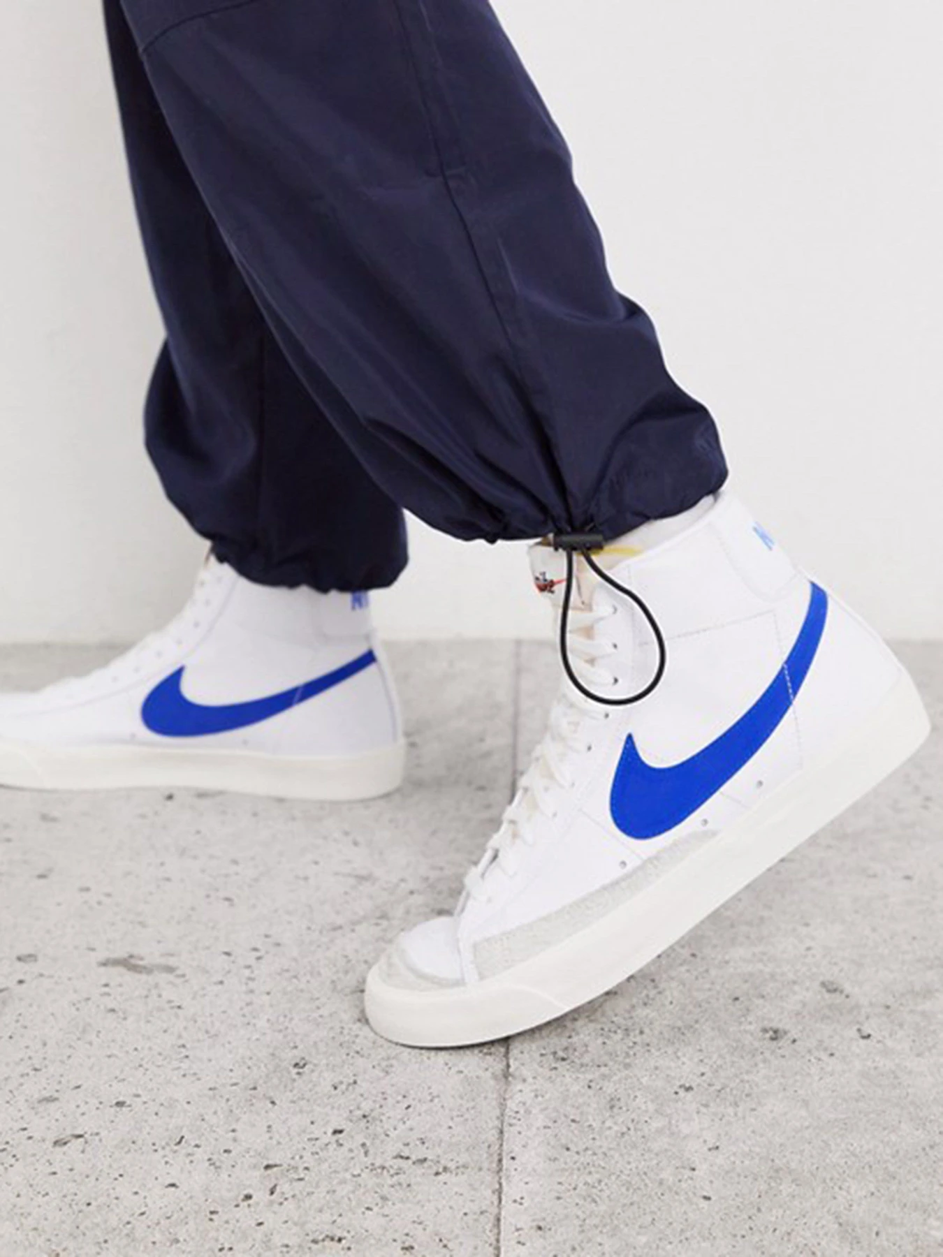Кеды NIKE Blazer Mid Vintage '77 модель BQ6806-103 Фото