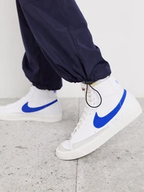 Кеды NIKE Blazer Mid Vintage '77 модель BQ6806-103 Фото