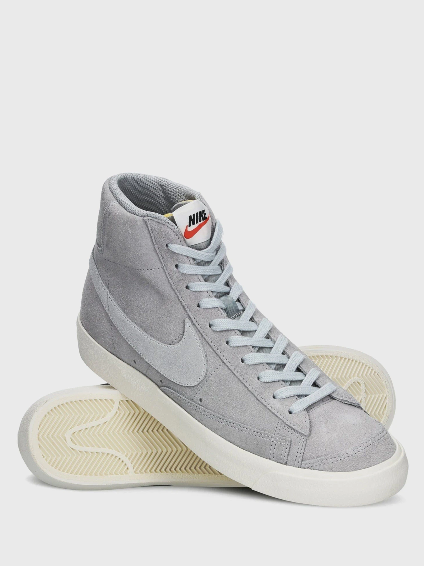 Кеды NIKE BLAZER MID 77 модель CI1172-001 Кеды NIKE BLAZER MID 77 модель CI1172-001 Фото