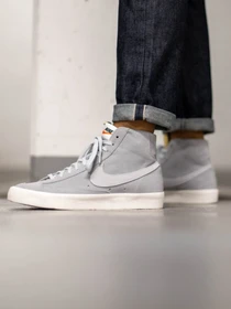 Кеды NIKE BLAZER MID 77 модель CI1172-001 Фото