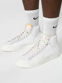 Кеды NIKE Blazer Mid Vintage '77 модель CW7583-100 Фото