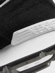 Кросівки NIKE Venture Runner модель CQ4557-001 Фото