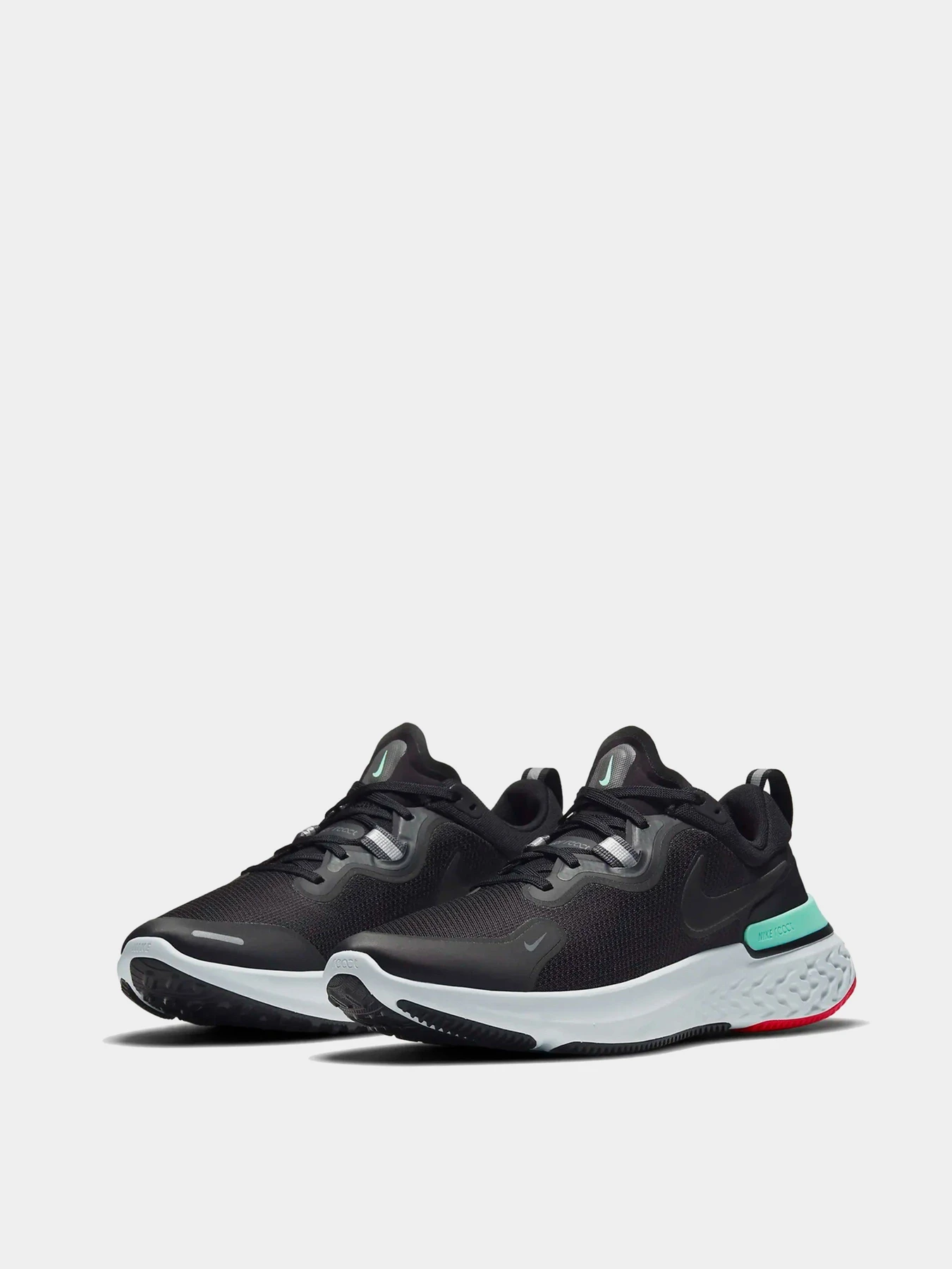Кроссовки NIKE React Miler модель CW1777-013 Фото