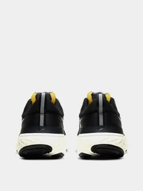 Кроссовки NIKE React Miler Premium модель DB1447-001 Фото