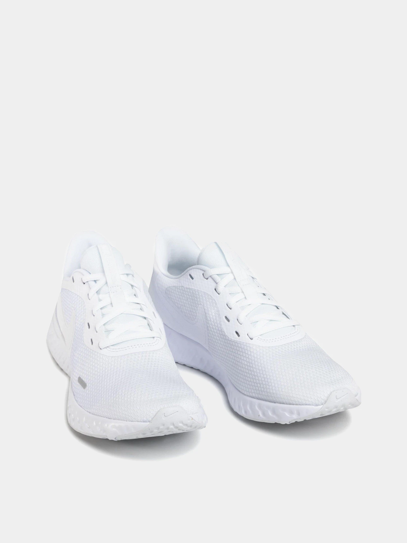 Кроссовки NIKE Revolution 5 модель BQ3204-103 Фото