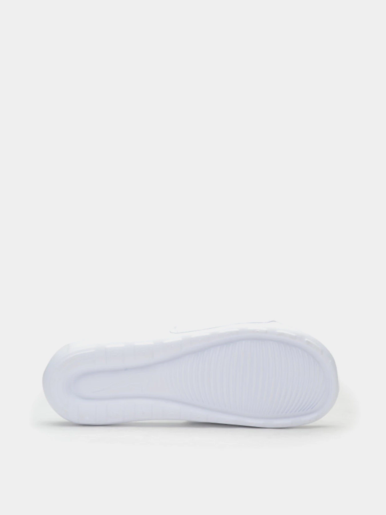 Шльопанці NIKE VICTORI ONE SLIDE модель CN9675-100 Шльопанці NIKE VICTORI ONE SLIDE модель CN9675-100 Фото