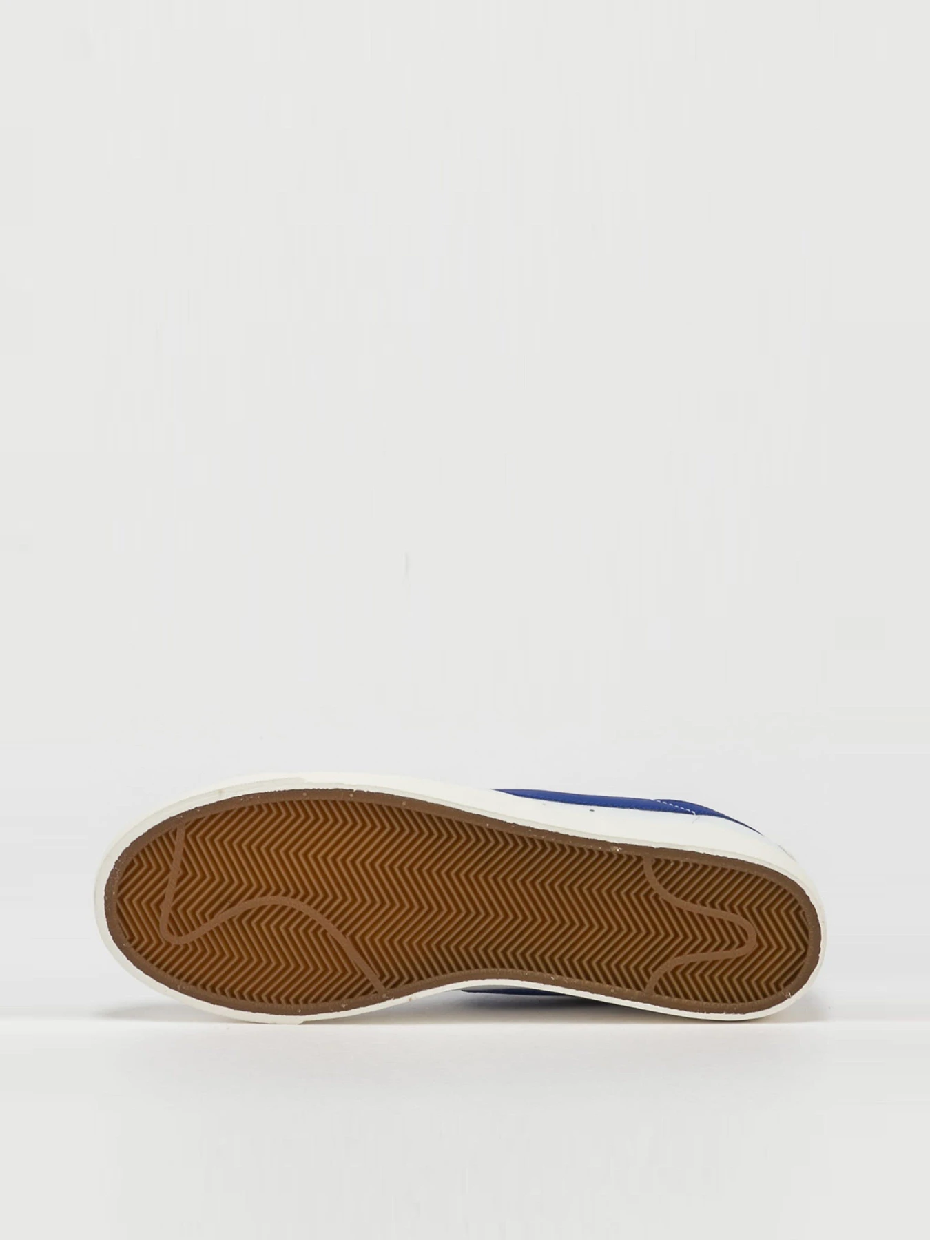 Кеди NIKE BLAZER LOW LEATHER модель CI6377-107 Кеди NIKE BLAZER LOW LEATHER модель CI6377-107 Фото