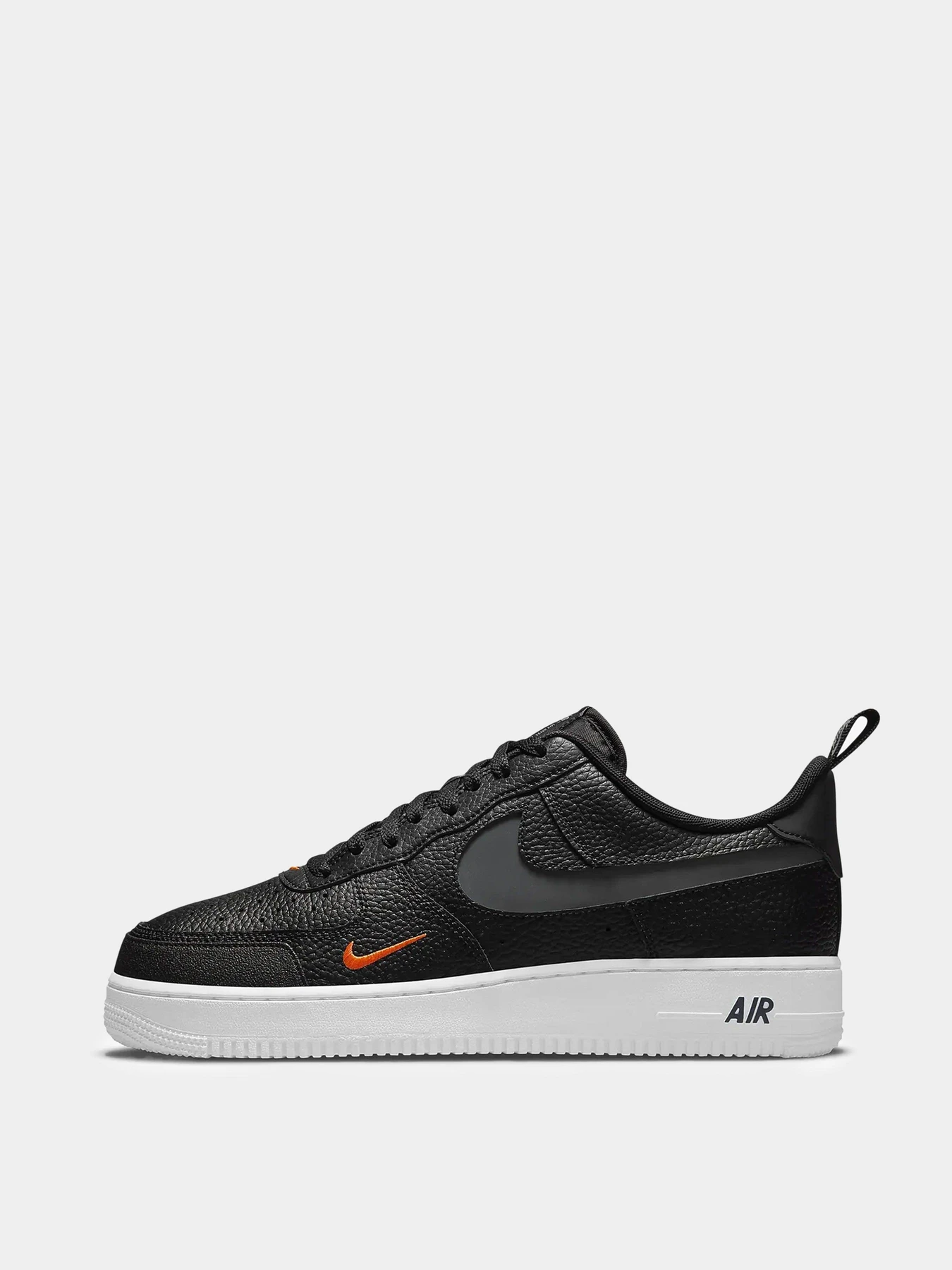 Кеди NIKE Air Force 1 LV8 модель DJ6887-001 Фото