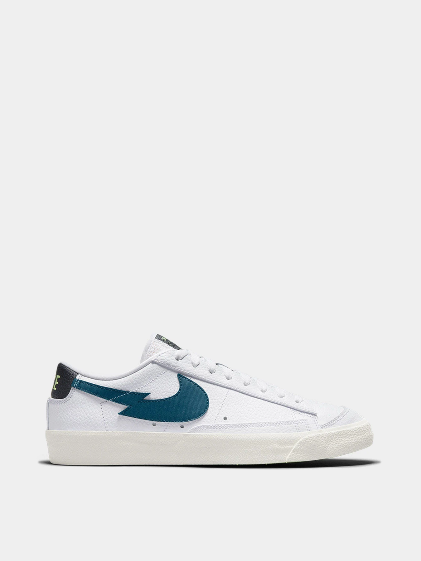 Кеди NIKE Blazer Low '77 модель DJ6895-100 Кеди NIKE Blazer Low '77 модель DJ6895-100 Фото