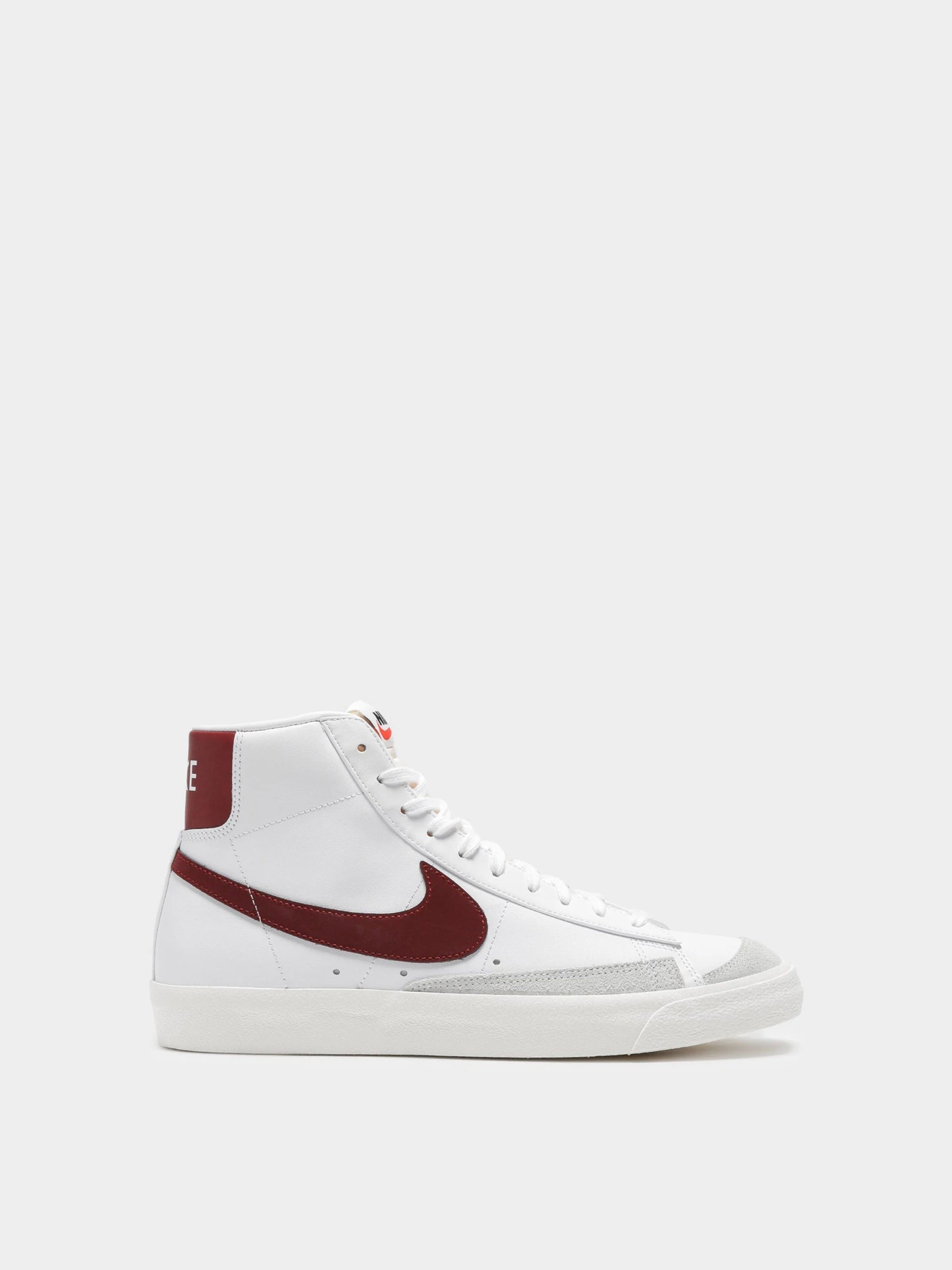 Кеди NIKE Blazer Mid 77 модель BQ6806-111 Кеди NIKE Blazer Mid 77 модель BQ6806-111 Фото