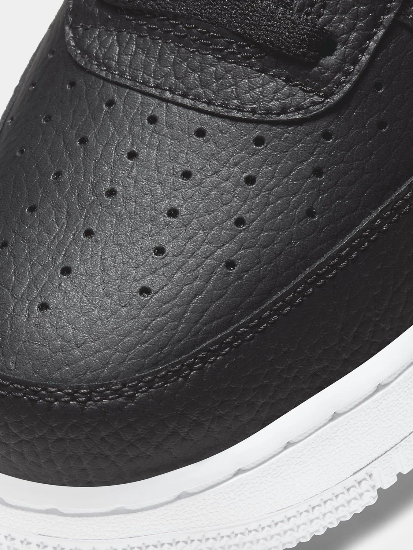 Кеды NIKE AIR FORCE 1'07 модель CT2302-002 Кеды NIKE AIR FORCE 1'07 модель CT2302-002 Фото