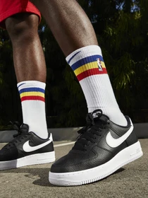 Кеды NIKE AIR FORCE 1'07 модель CT2302-002 Фото