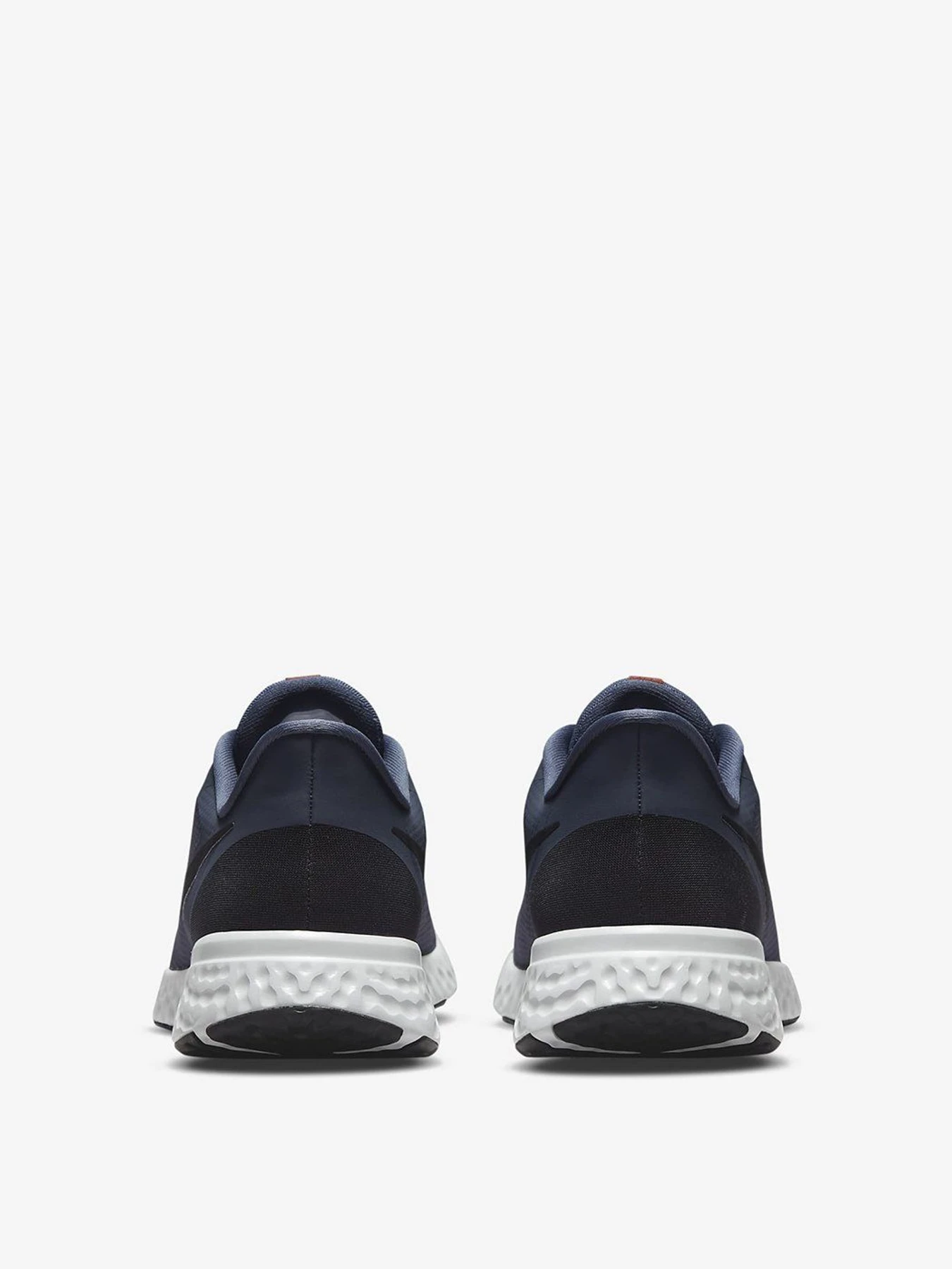 Кроссовки NIKE Revolution 5 модель BQ3204-404 Фото