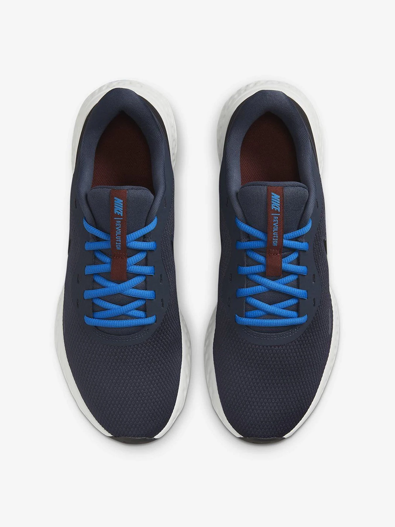 Кроссовки NIKE Revolution 5 модель BQ3204-404 Фото