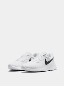 Кроссовки NIKE Tanjun модель DJ6258-100 Фото