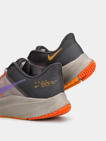 Кроссовки NIKE Quest 4 модель DA1105-008 Фото