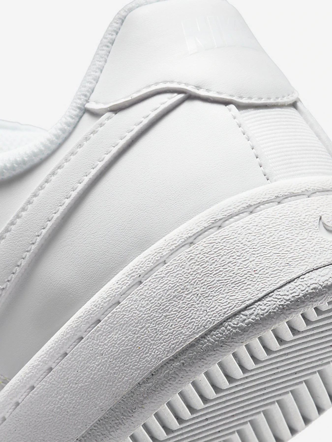 Кеды NIKE Court Royale 2 Next Nature модель DH3160-100 Кеды NIKE Court Royale 2 Next Nature модель DH3160-100 Фото