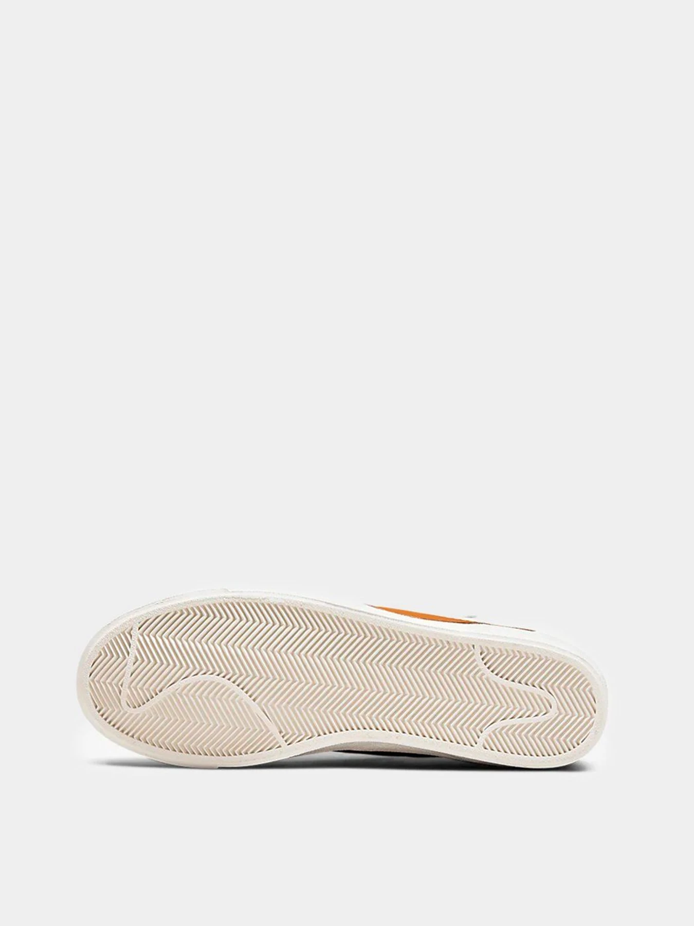 Кеди NIKE Blazer Low '77 модель DN2158-100 Кеди NIKE Blazer Low '77 модель DN2158-100 Фото