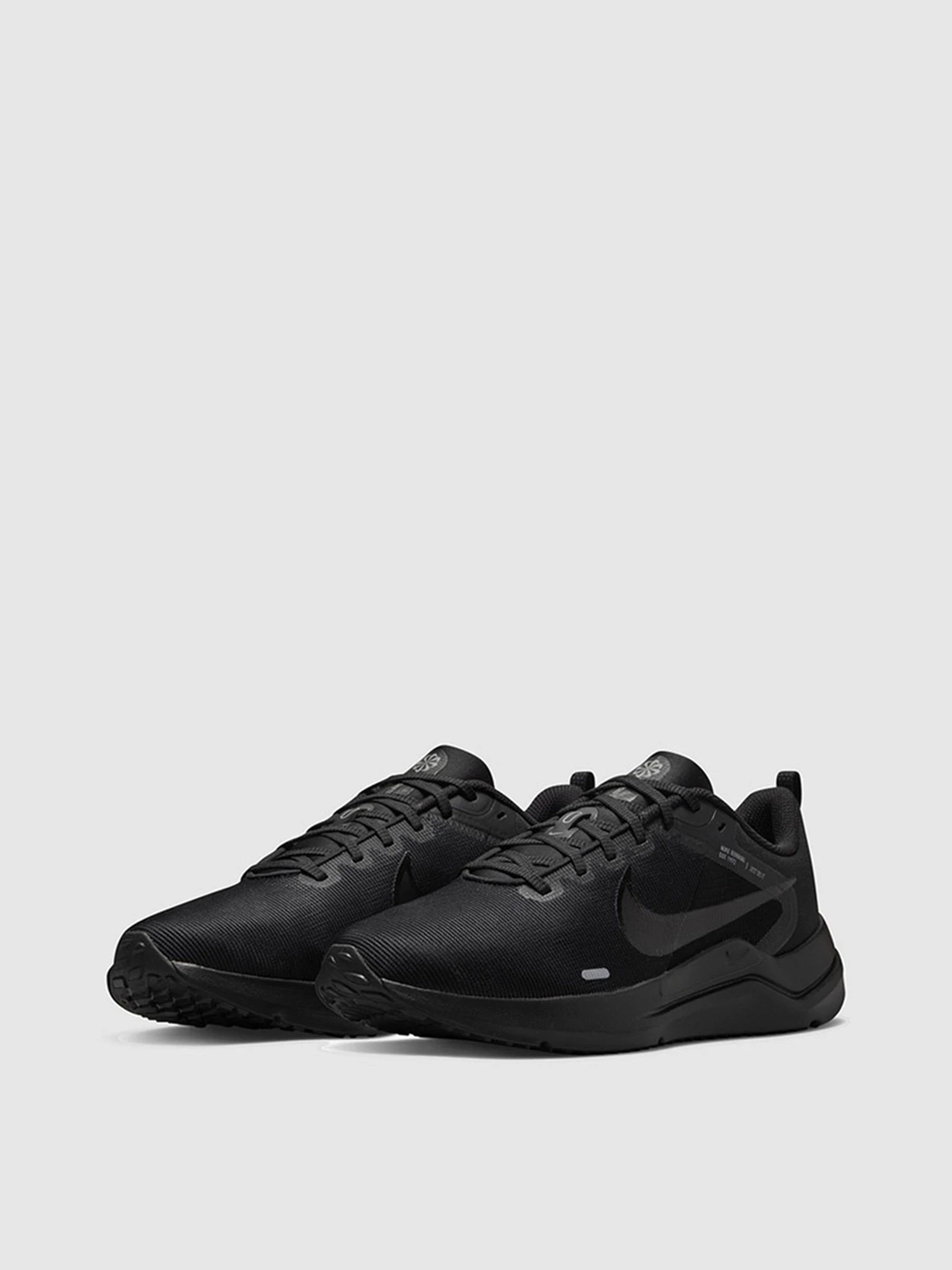 Кроссовки NIKE Downshifter 12 модель DD9293-002 Кроссовки NIKE Downshifter 12 модель DD9293-002 Фото