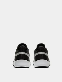 Кроссовки NIKE Legend Essential 2 модель CQ9356-001 Фото