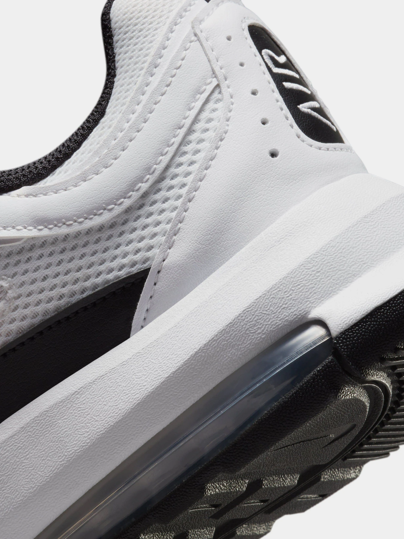 Кроссовки NIKE Air Max Ap модель CU4826-100 Кроссовки NIKE Air Max Ap модель CU4826-100 Фото