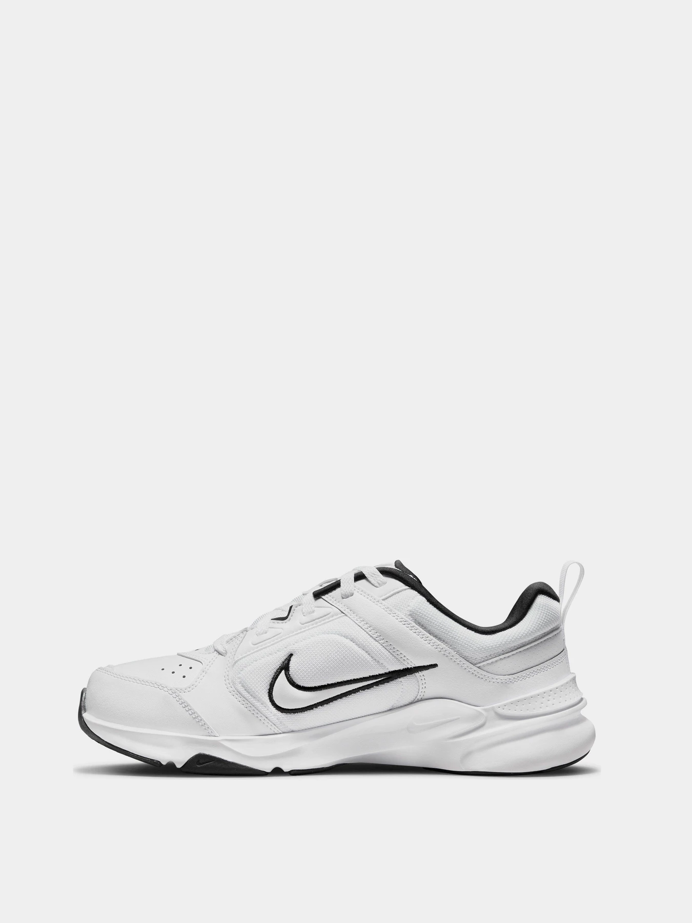 Кроссовки NIKE Defy All Day модель DM7564-100 Кроссовки NIKE Defy All Day модель DM7564-100 Фото