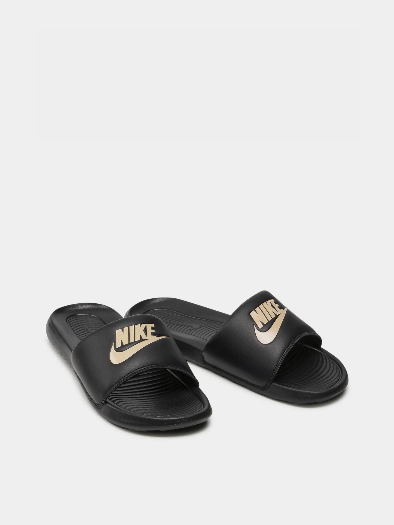 Шлёпанцы NIKE Victori One модель CN9675-006 Фото